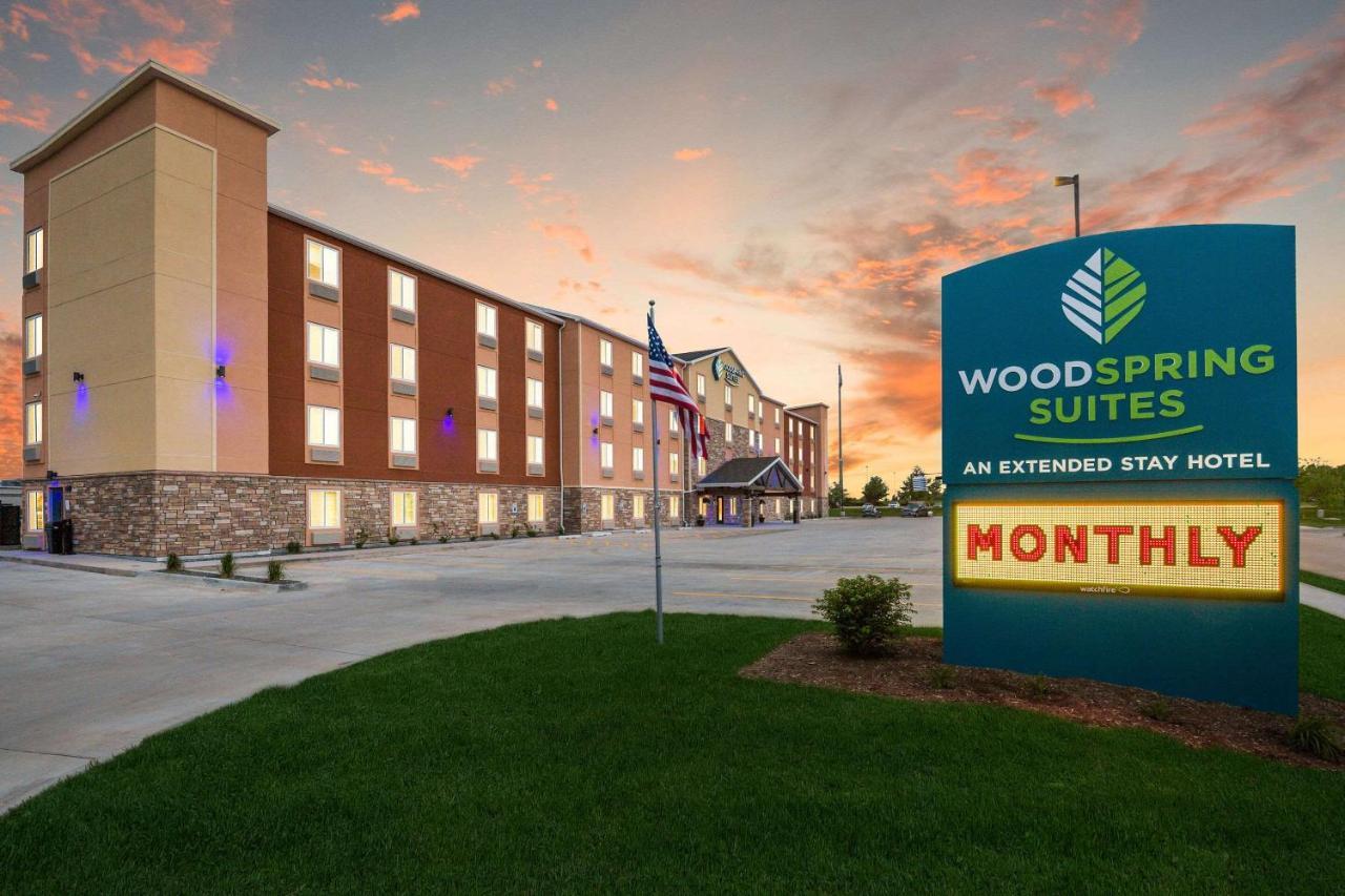 Woodspring Suites Davenport Quad Cities Eksteriør bilde